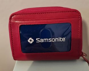 Samsonite leather With Accordion card holder wallet red zip closure