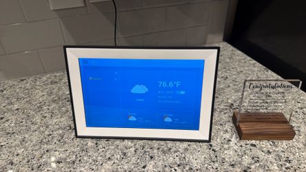 Dragon Touch (digital Picture Frame)