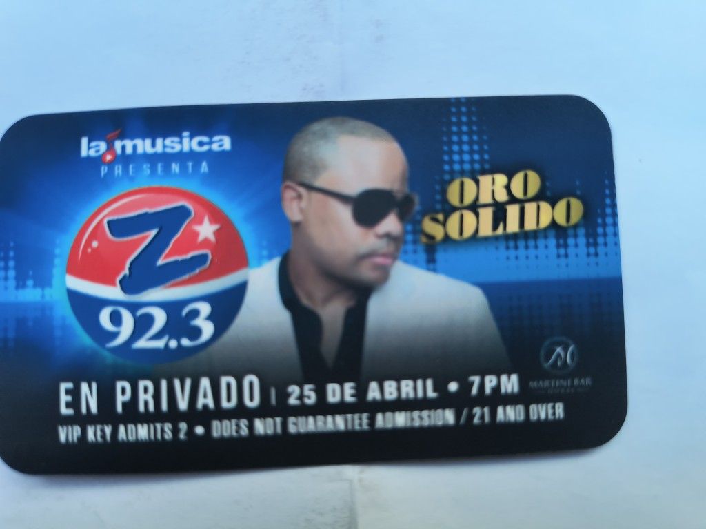 Cuatro Tickets Concierto Privado De Oro Solido 92.3