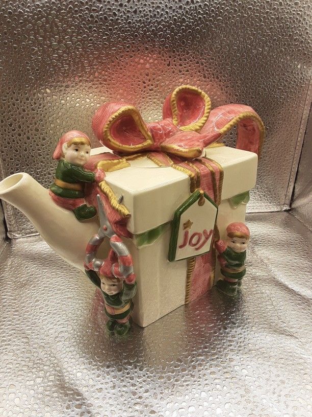 1997 Elves Teapot. Unique One Of A Kind. 