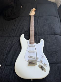 Squier Sonic Stratocaster