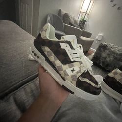 Louis Vuitton Trainer Sneakers 