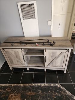 Tv stand