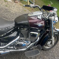 12 Suzuki Boulevard K19 