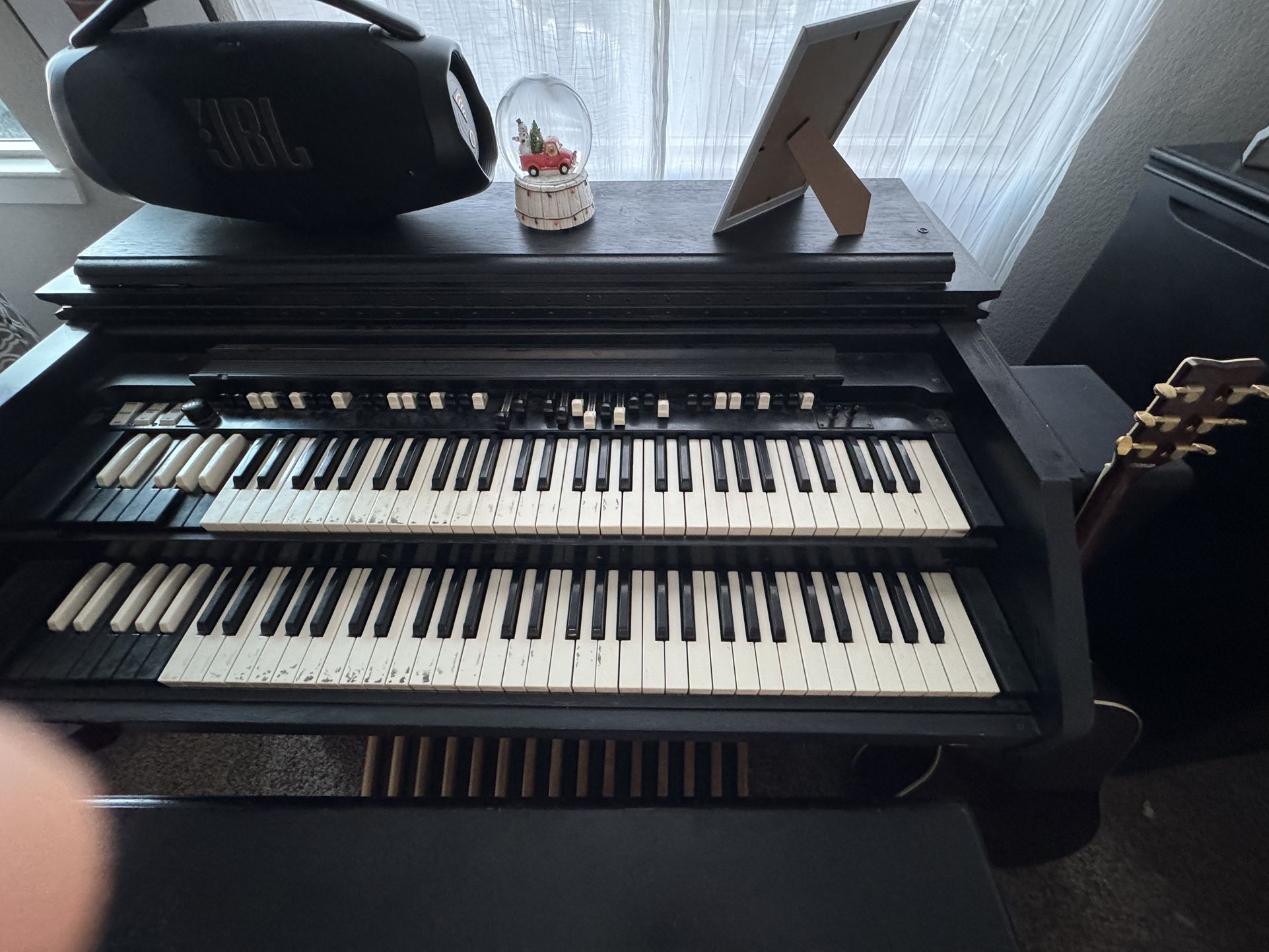 HAMMOND ORGAN C2