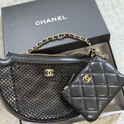AUTHENTIC GWP Chanel black mesh crossbody / shoulder bag with coin purse 