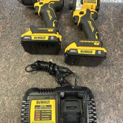 Dewalt Impact Driver Drill Set 