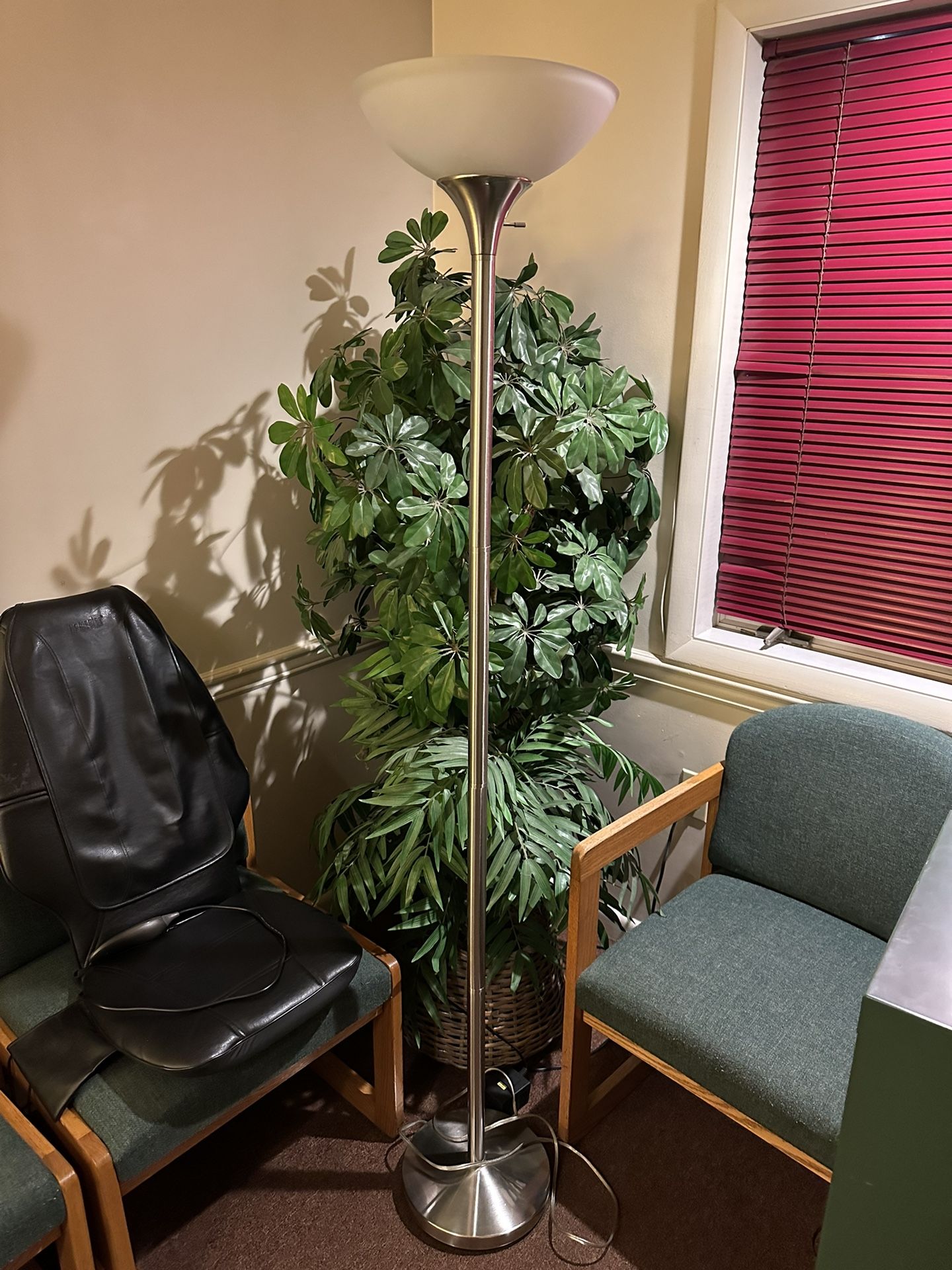 Floor Up-Lamp