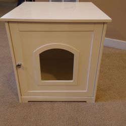Side Table / Pet House (White)