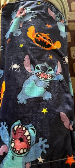 Stitch Halloween blanket