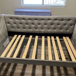 Twin size Day bed