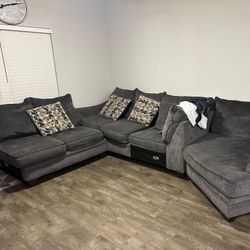 XL L-Shaped Gray Couch Set