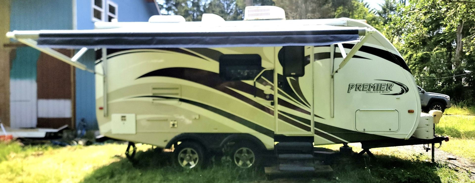2011 Keystone Premier ultra lite
