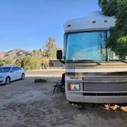 1999 Fleetwood Bounder