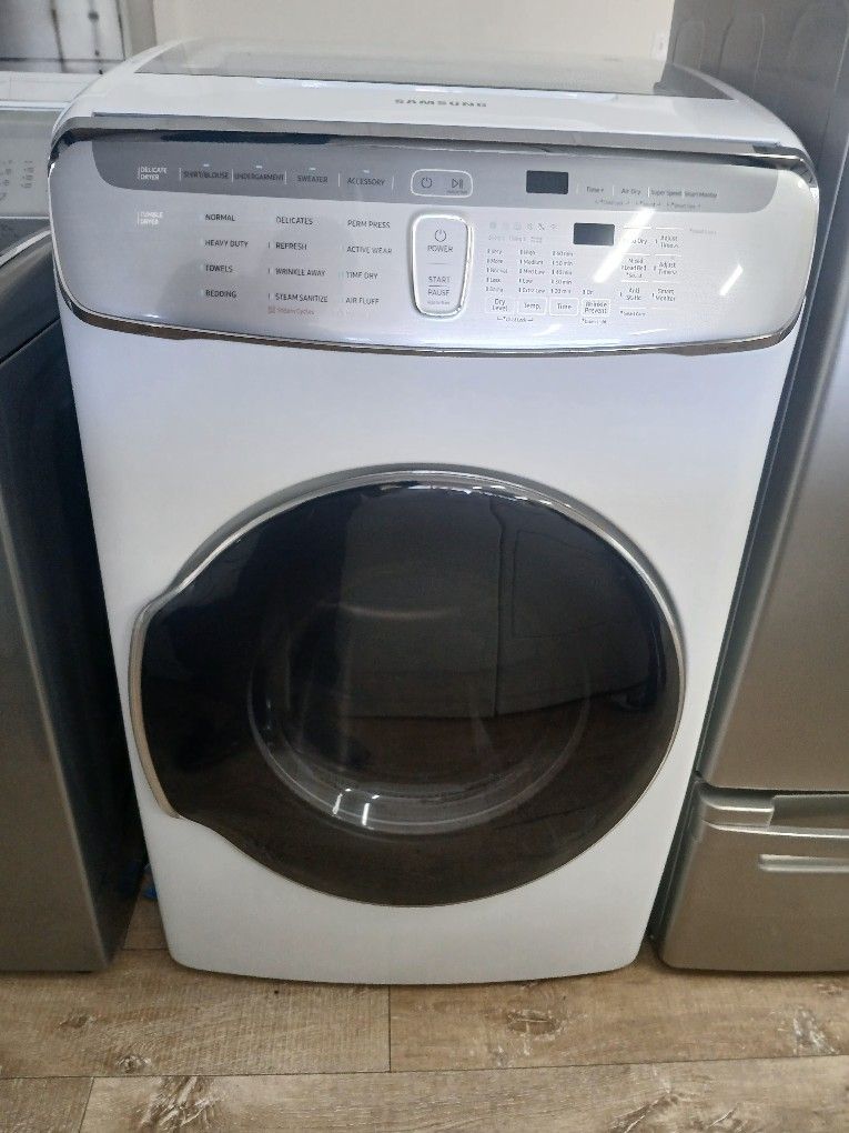 Samsung Gas Dryer Digital Auto Sensing Super Large Capacity In Excellent Condition