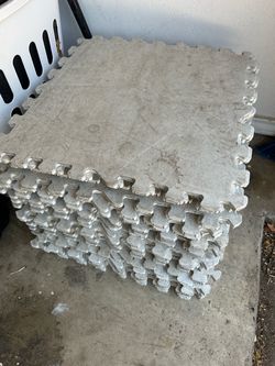 Ice hockey skateable tiles