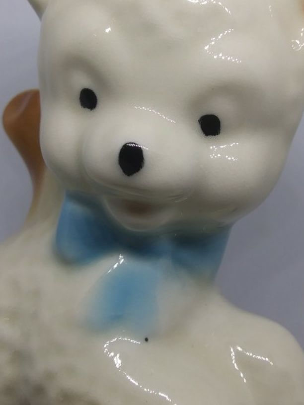 VINTAGE CERAMIC LAMB