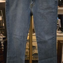 WB #1070 Womens Sz 12  Lucky Brand Premium Denim Jeans Inseam 33