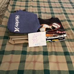 Boys' clothing. Size 7 /8 Shirts, Pants Y Shorts). In good condition.