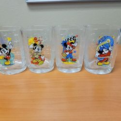 Disneland 2000 Y2k 4 Cup Set