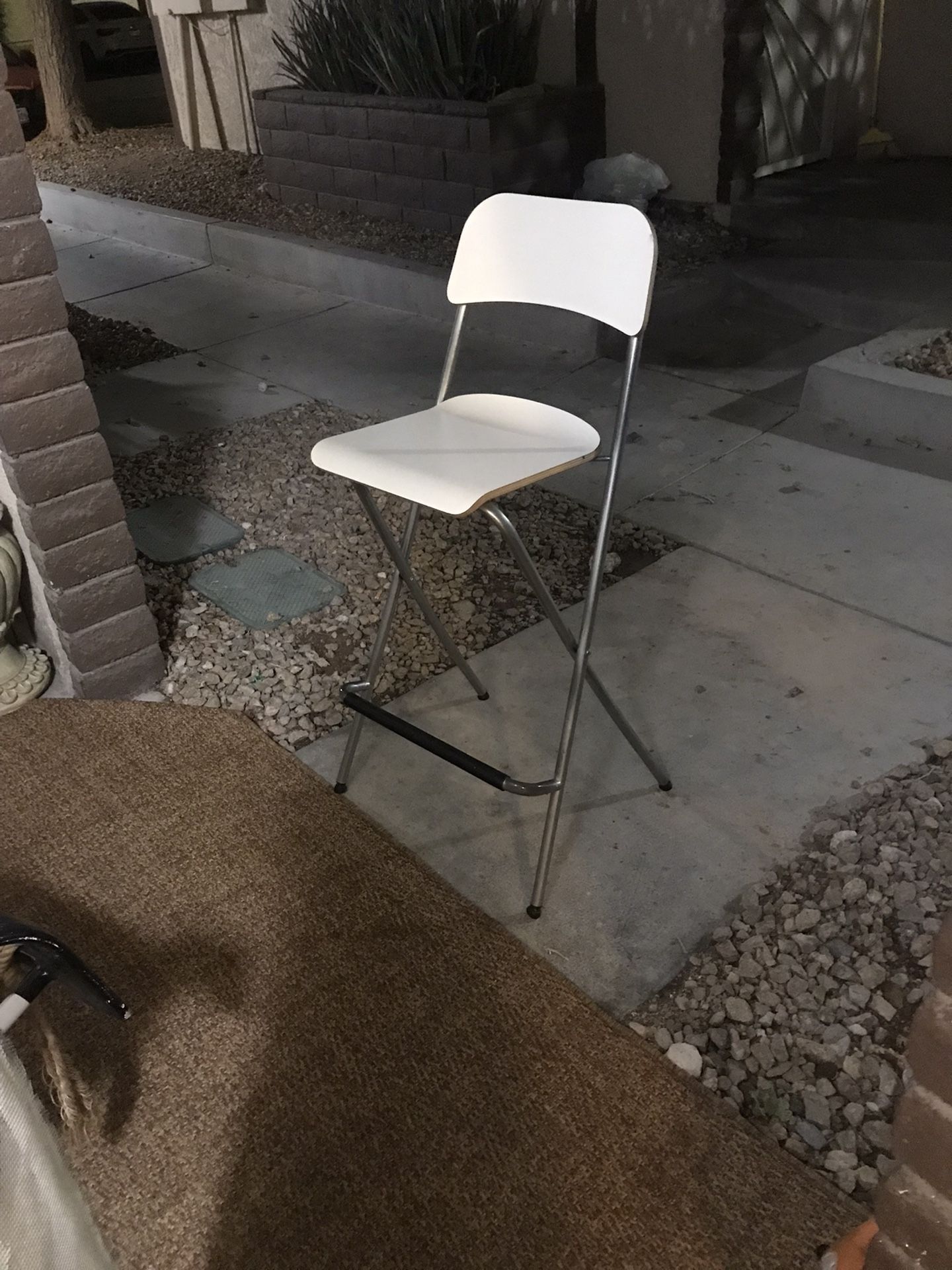 Metal/ Plastic Bar Stools 2