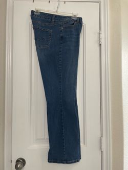 Women’s Curvy High-RiseMJeans (Maurice’s)