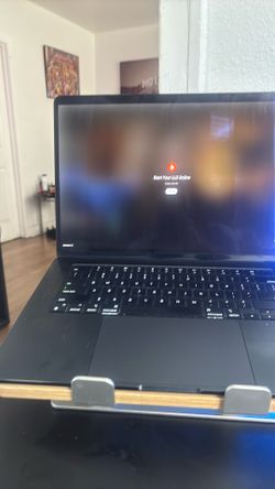 Apple MacBook Air M2 Laptop 15”