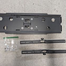 Full Motion TV Wall Mount for 47–84" 