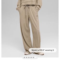 ALO MUSE STRAIGHT LEG SWEATPANTS 