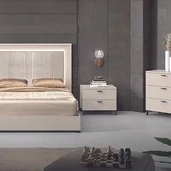 $1699 Carina Collection Italian Bedroom Set 