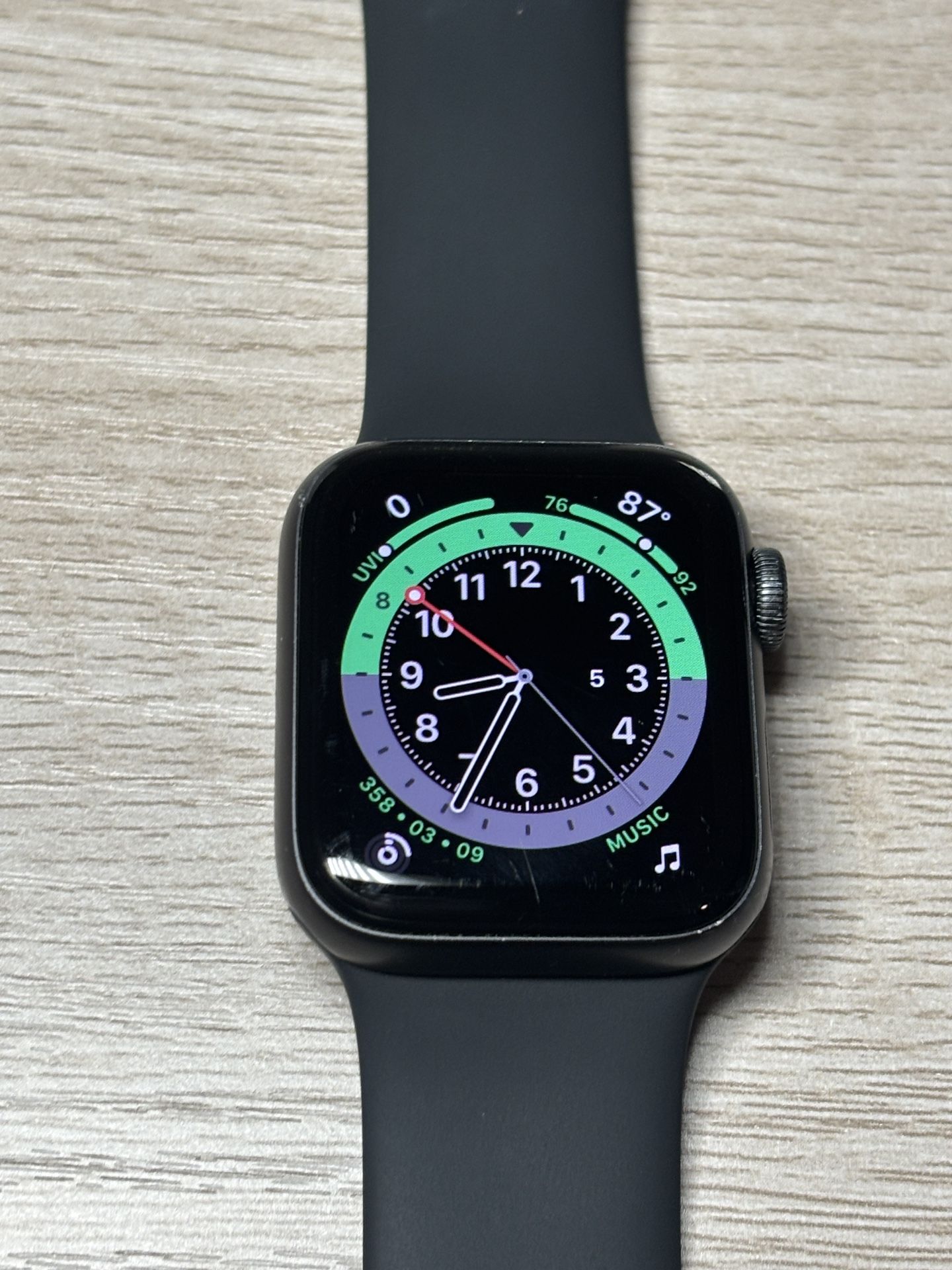 Apple Watch SE
