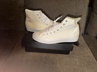 Size 9.5 - Chinatown Market x Converse Chuck 70 High UV