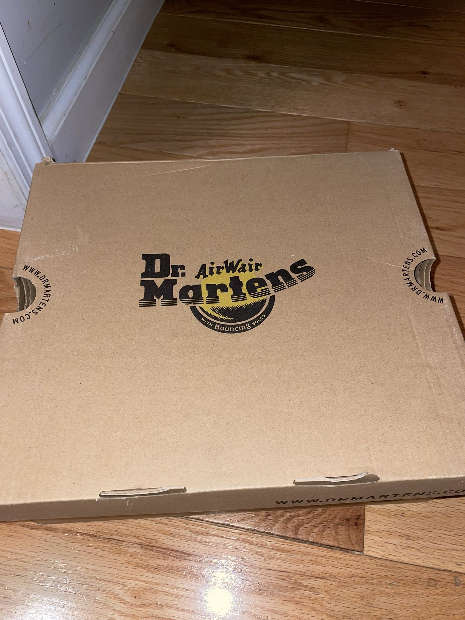 Martens boots NEW SIZE 7 Women