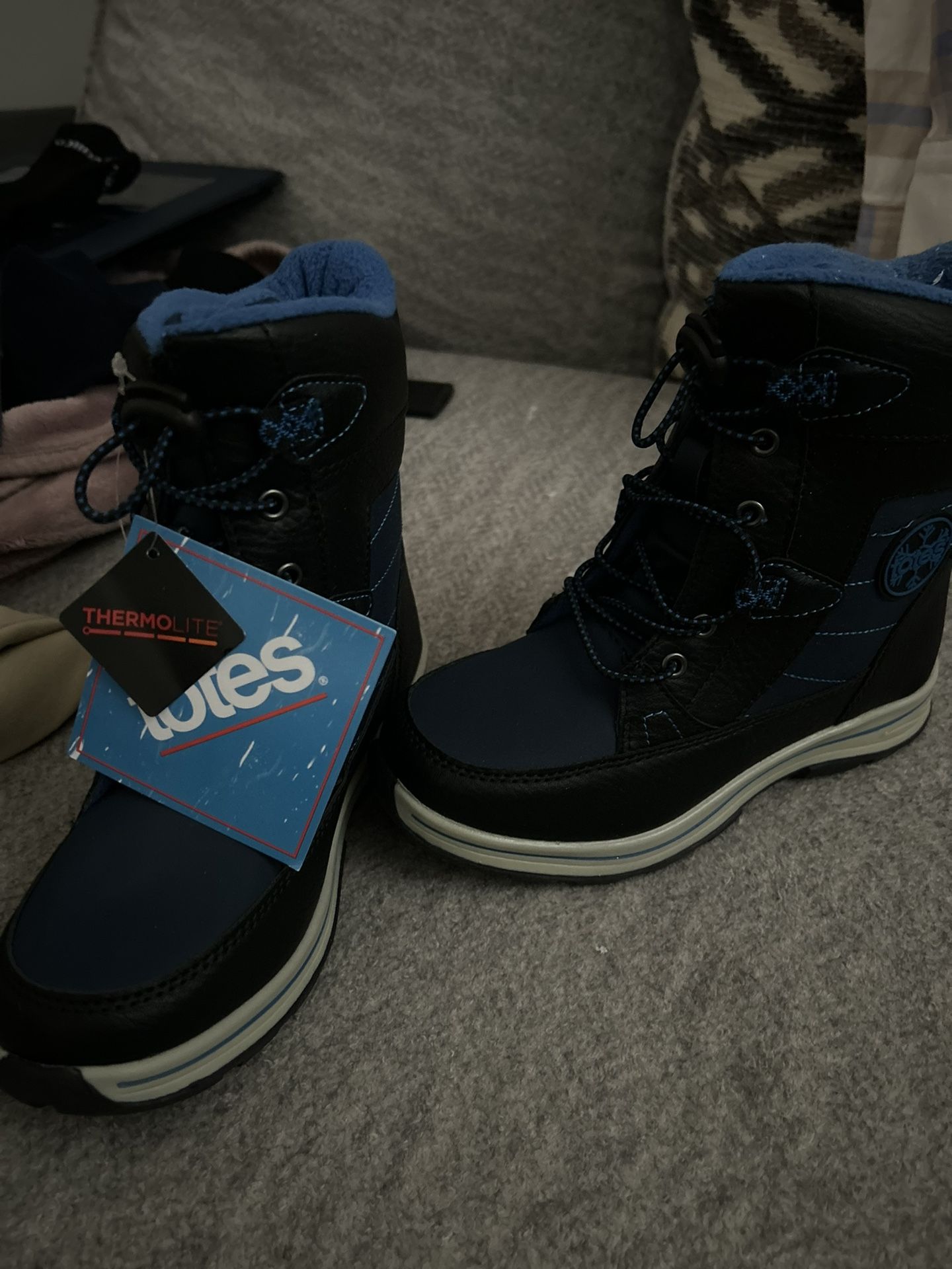 Size 2 Snow Boots Brand New