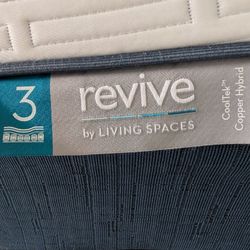 Like New Revive by Living Spaces Cooltek Copper Hybrid King Mattress