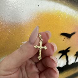 14k SMALL CROSS CHARM 