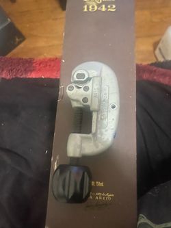 Pipe cutter
