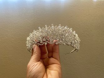 Wedding tiara/ head piece
