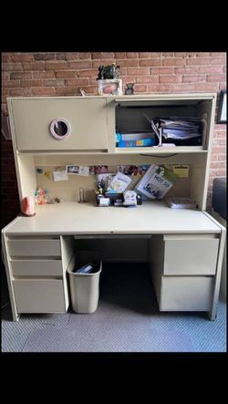 DESK