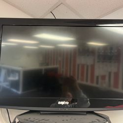 Sanyo Tv On Stand 