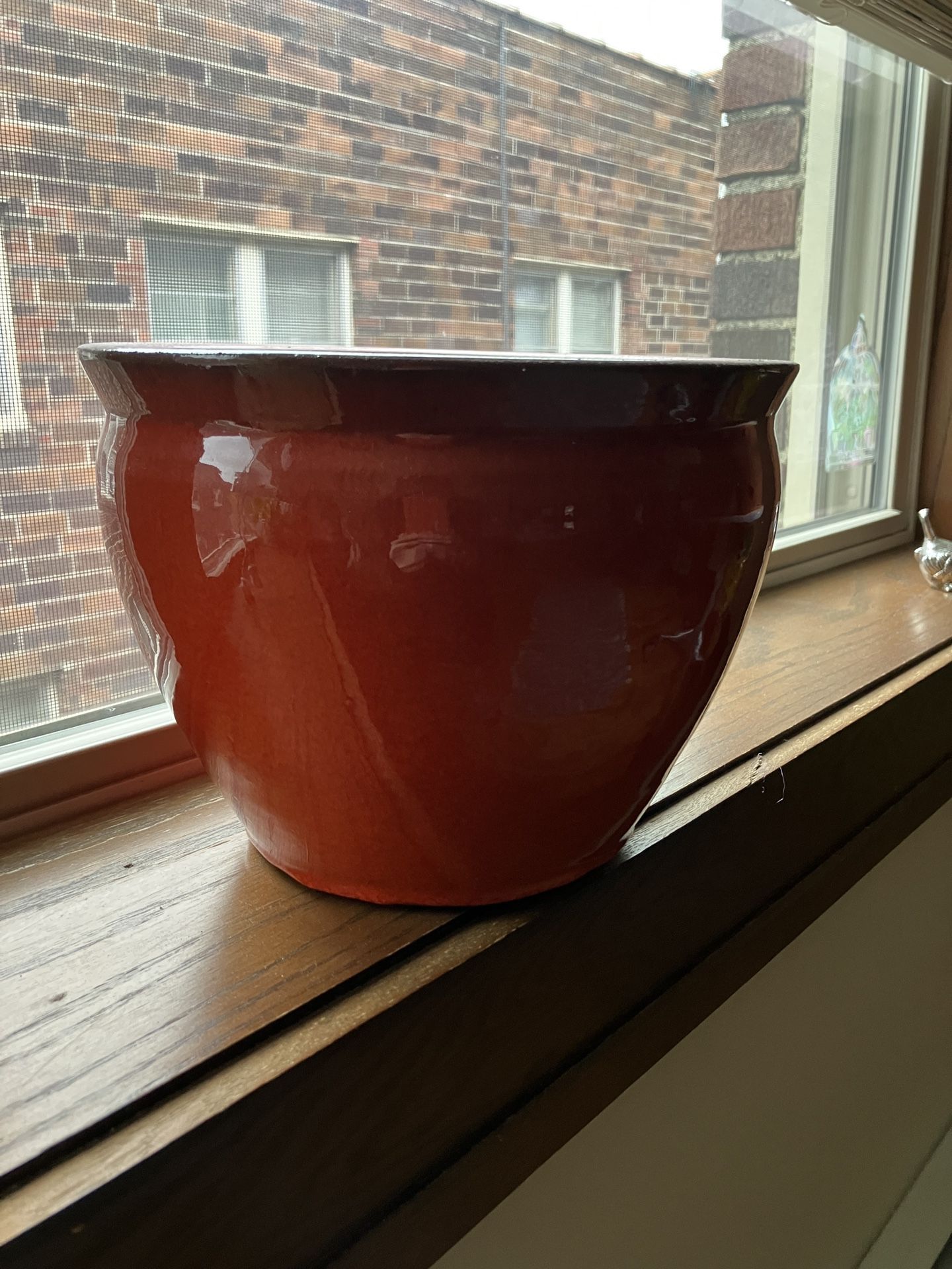 Red Ceramic Plant Por