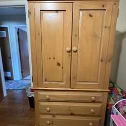 Armoire Cabinet 