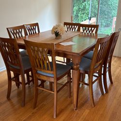 Dining table With 8 Chairs Adjustable To 6 Chairs Wood