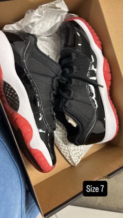 Size 7 worn once great condition
