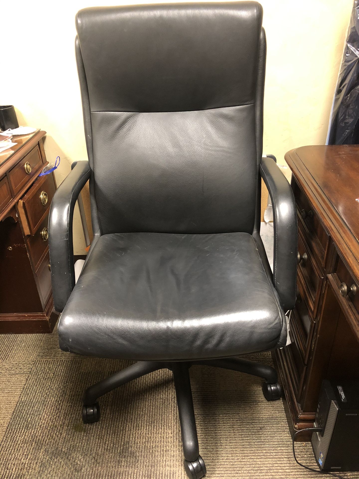 Office Chair - Executive