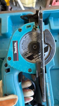 Makita Finish Carpenter Saw