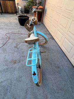 Huffy beach cruiser