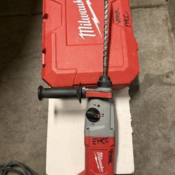 Milwaukee Tool With Bit 