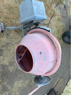 Concrete mixer    Yard max