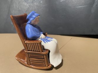 Vintage Granny in Rocking Chair Salt & Pepper Shaker Set – Ceramic Figural